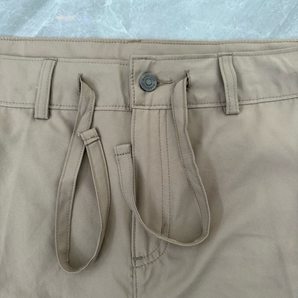 Women’s Magellan Outdoors Falcon Lake Shorty Hiking Shorts Plus Size 2X - Picture 3 of 16